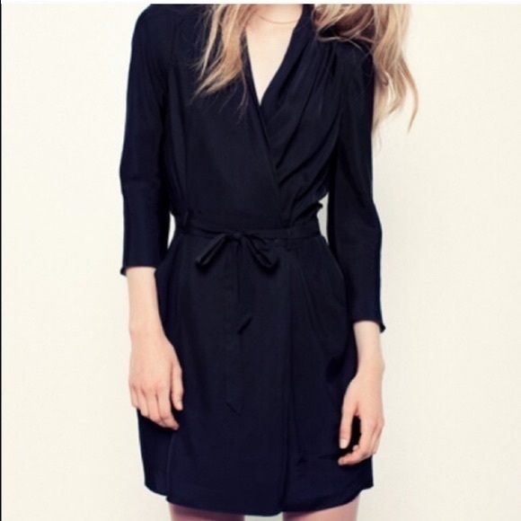 Aritzia Wilfred Franca wrap dress - Picture 5 of 5